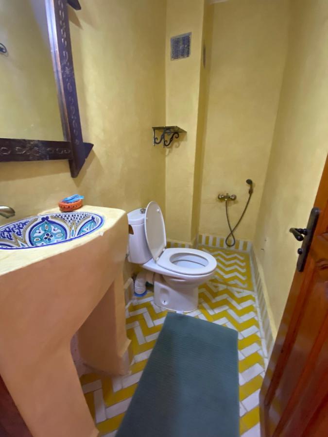 Hotel Sakura Chefchaouen Bagian luar foto