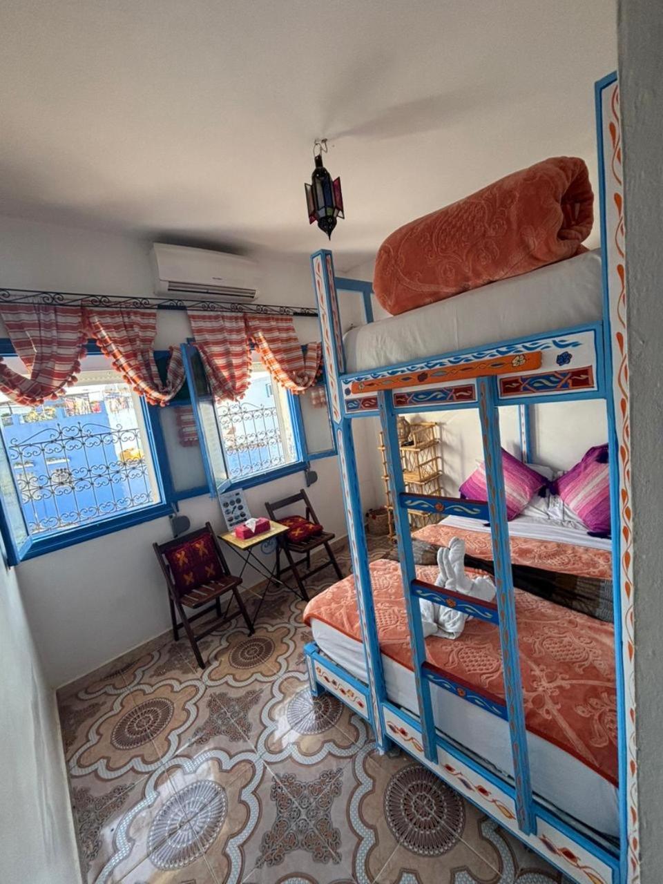 Hotel Sakura Chefchaouen Bagian luar foto