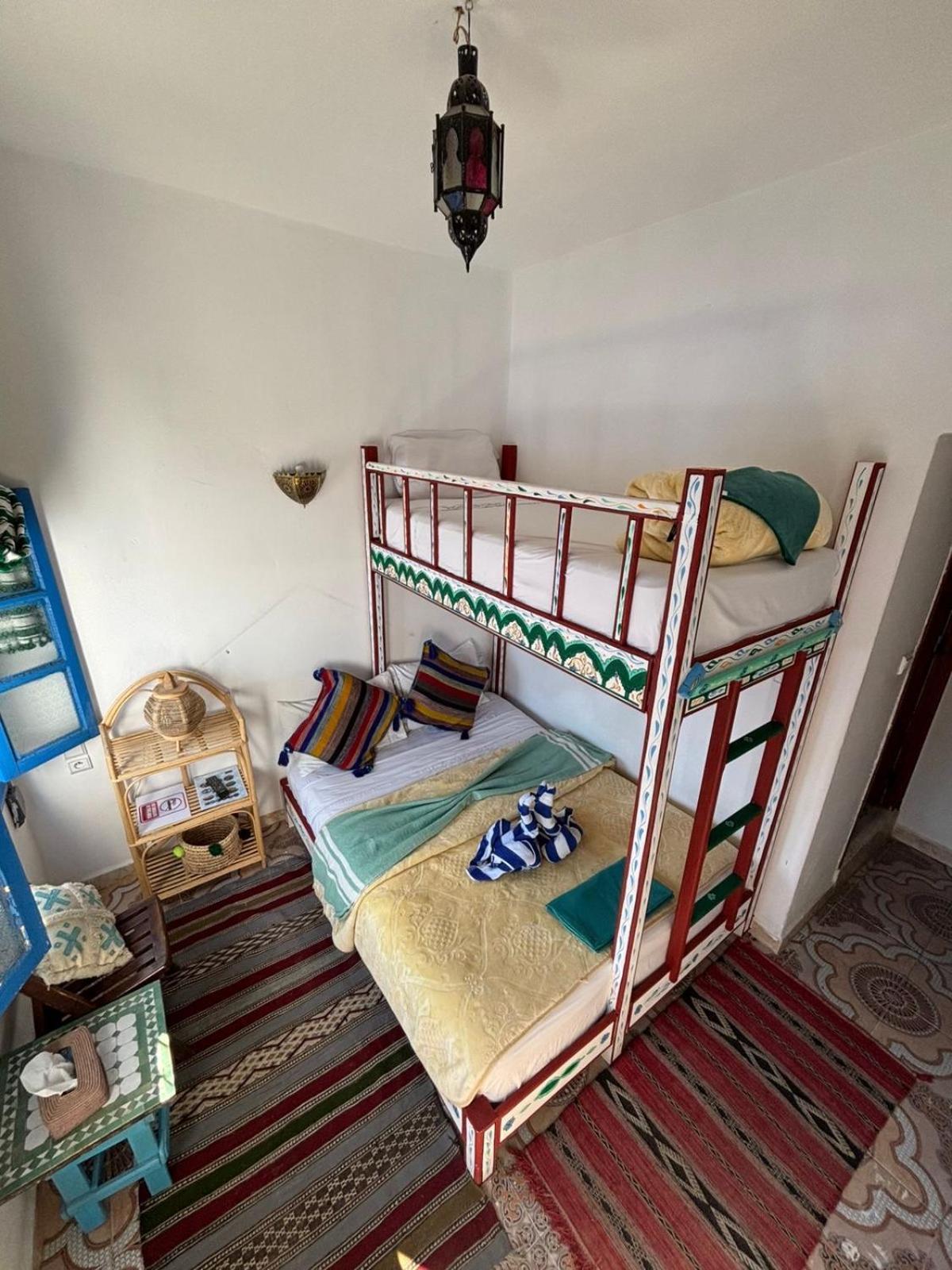 Hotel Sakura Chefchaouen Bagian luar foto
