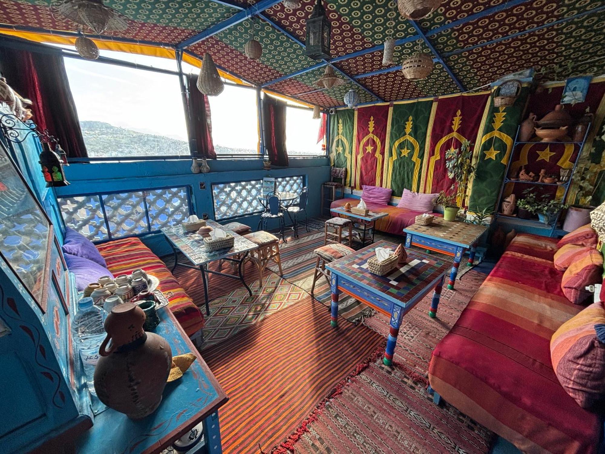 Hotel Sakura Chefchaouen Bagian luar foto